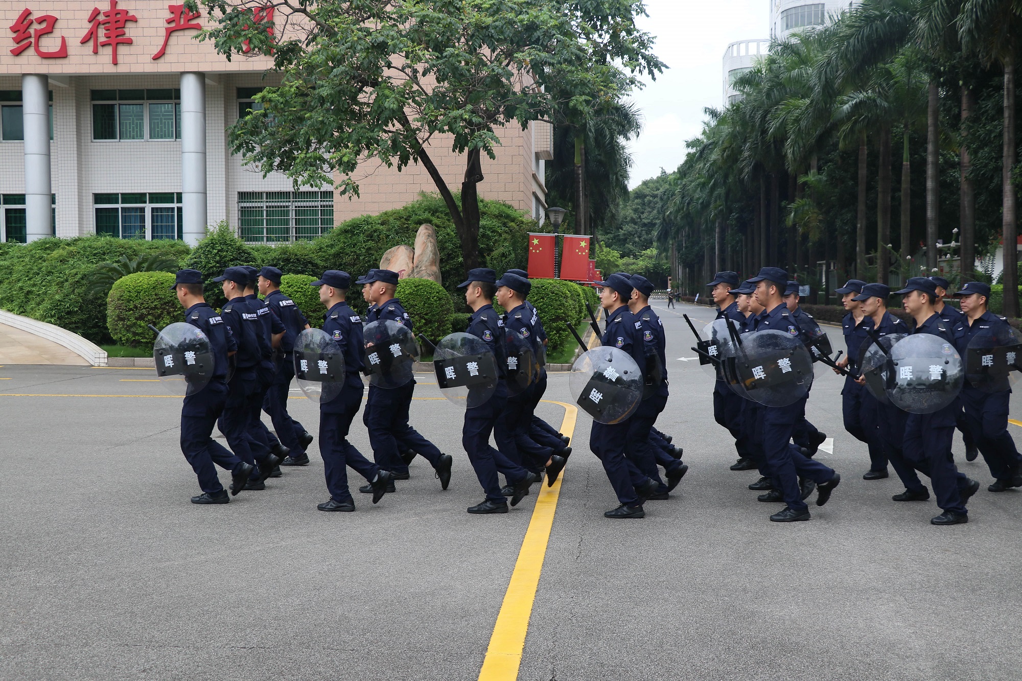 “退伍不褪色，服务为人民”： ZD Security安置数万名退役军人再就业